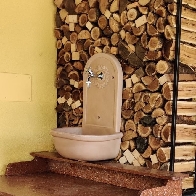 ROTO zahradní umyvadlo Slunce 63 cm béžové - kohoutek Fanski, výpusť
