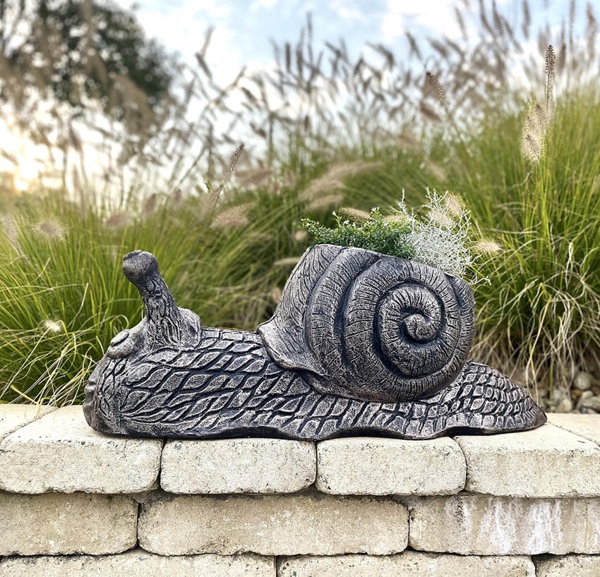 Roto Květináč Šnek Plantážník XL, bronzově hnědá