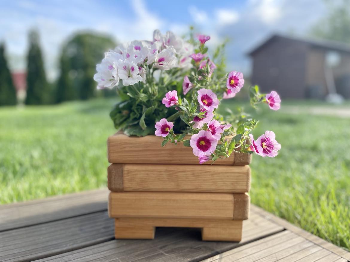 Dřevěný zahradní květináč AKSAMIT, pinie,  250x250x200